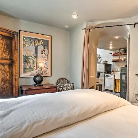 Chic Adobe-style In Historic Santa Fe! Santa Fe