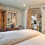 Chic Adobe-style In Historic Santa Fe! Santa Fe